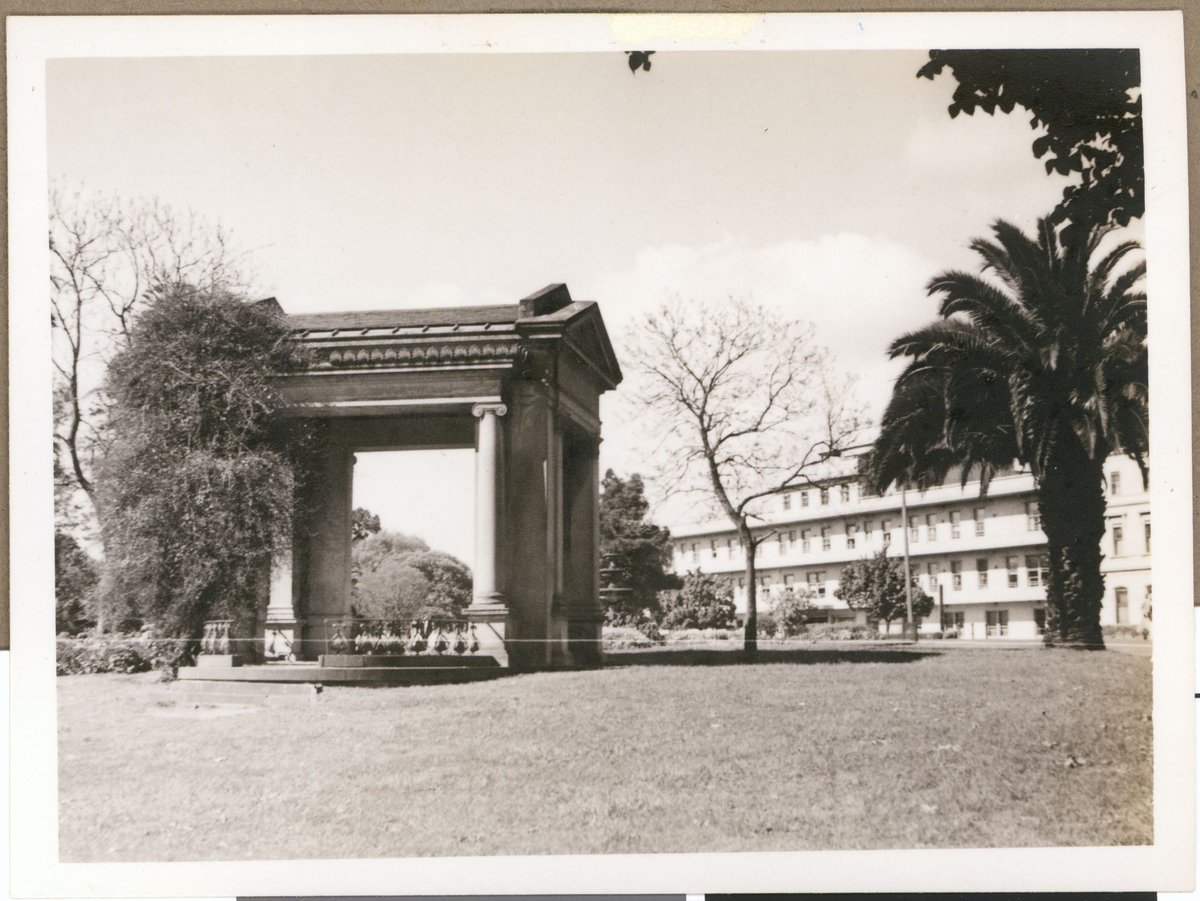 Fitzroy Gardens East Melbourne, Vic (1949)