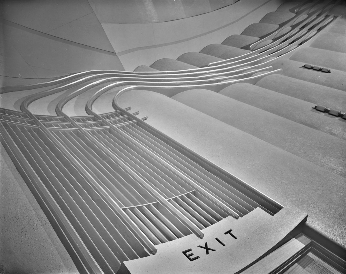 Interior views of Hoyts' Padua Theatre, Brunswick (1930s)