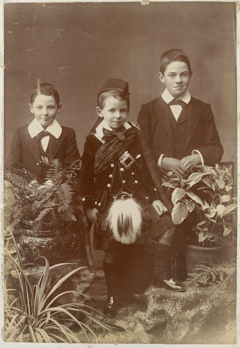 Keith, Malcolm & Jack Watson. Sons of J.B. Watson, "Labassa", Melb, Melbourne (1900–05)