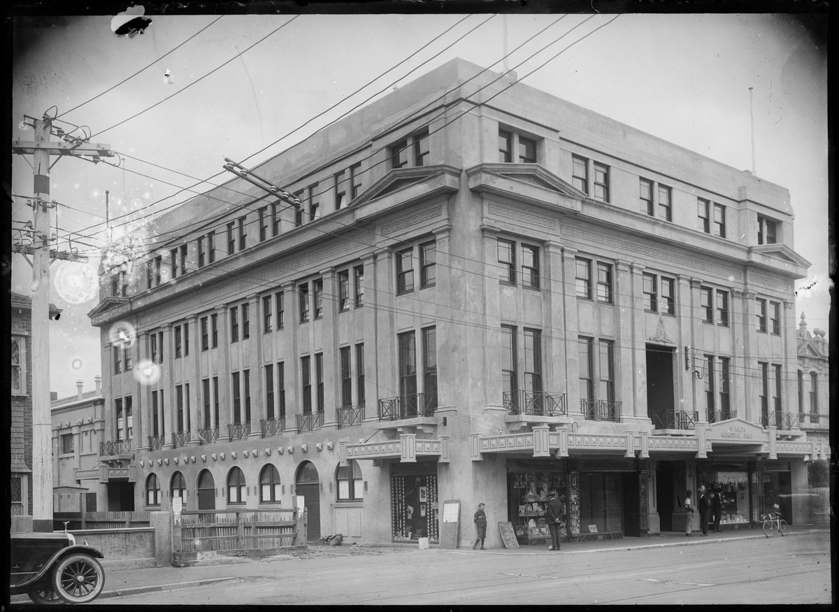 St Kilda Memorial Hall [St. Kilda, Vic.] (c. 1924)