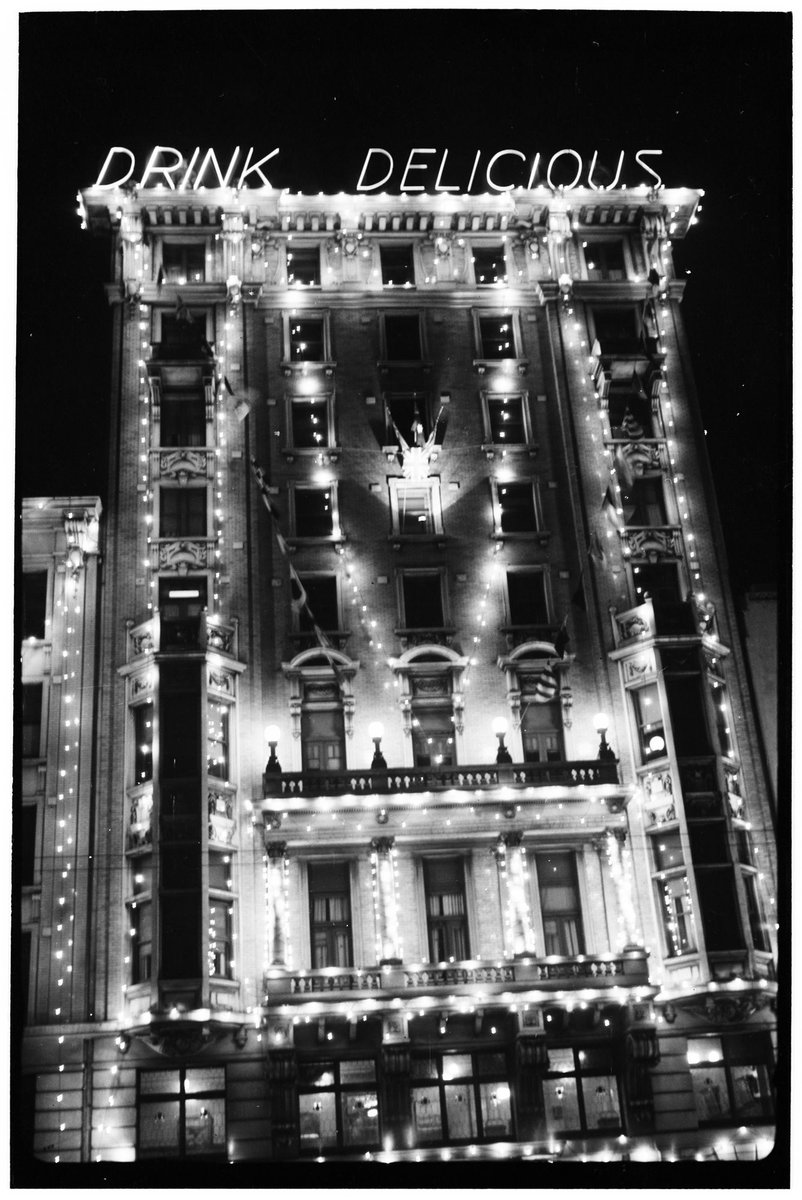 Melbourne streets illuminated for the 1954 Royal Visit