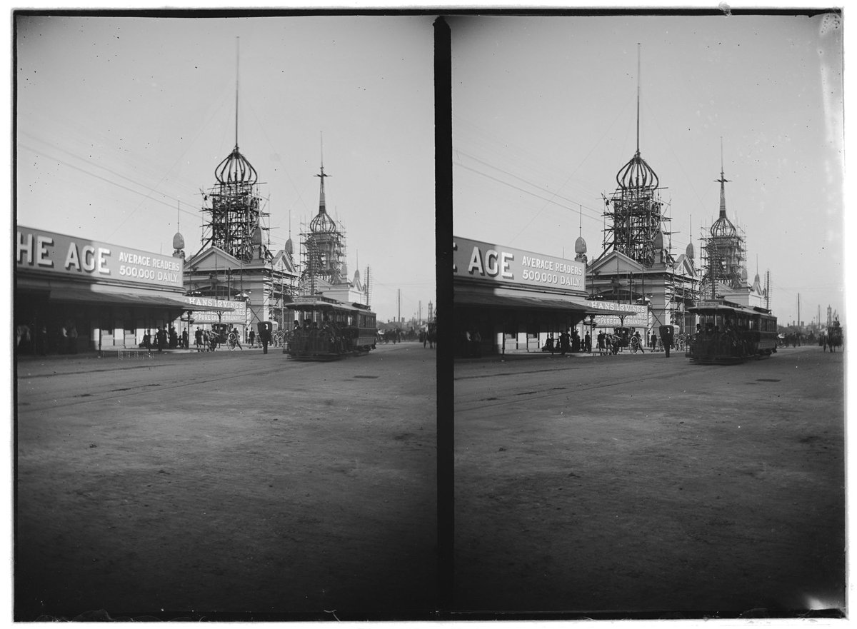 [Construction of Railway Towers, Princes Bridge Station, Melbourne], Melbourne City (c. 1900)
