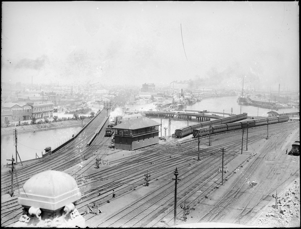 [Flinders Street railway line, Melbourne, Vic.], Melbourne City (1890–1914)