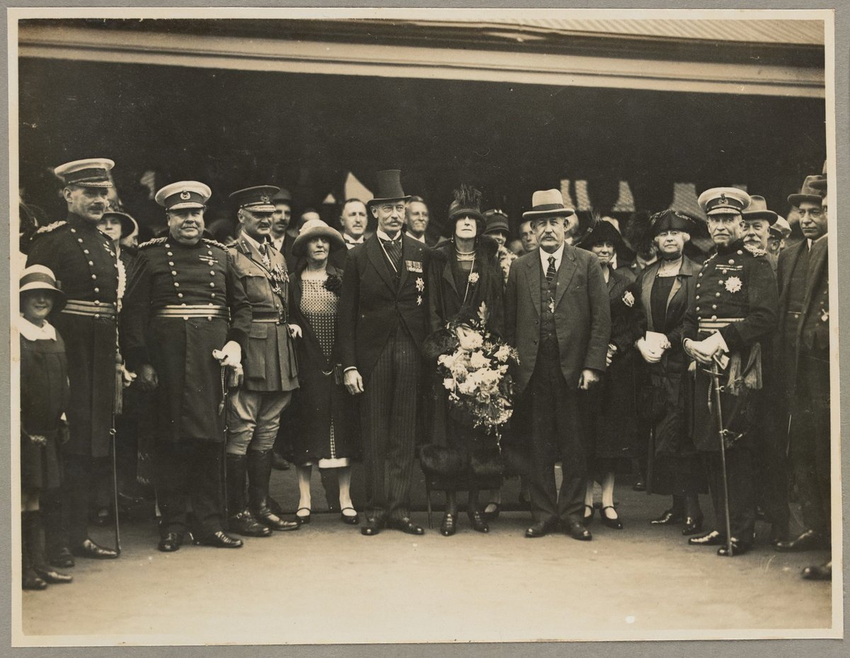 A memento of the departure from Melbourne of their Excelliences Lord & Lady Stradbroke, Melbourne City (1926)