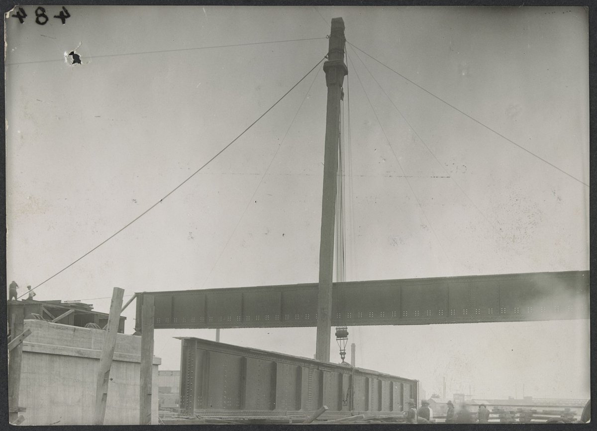 South Kensington to West Footscray, bridge construction (1927)