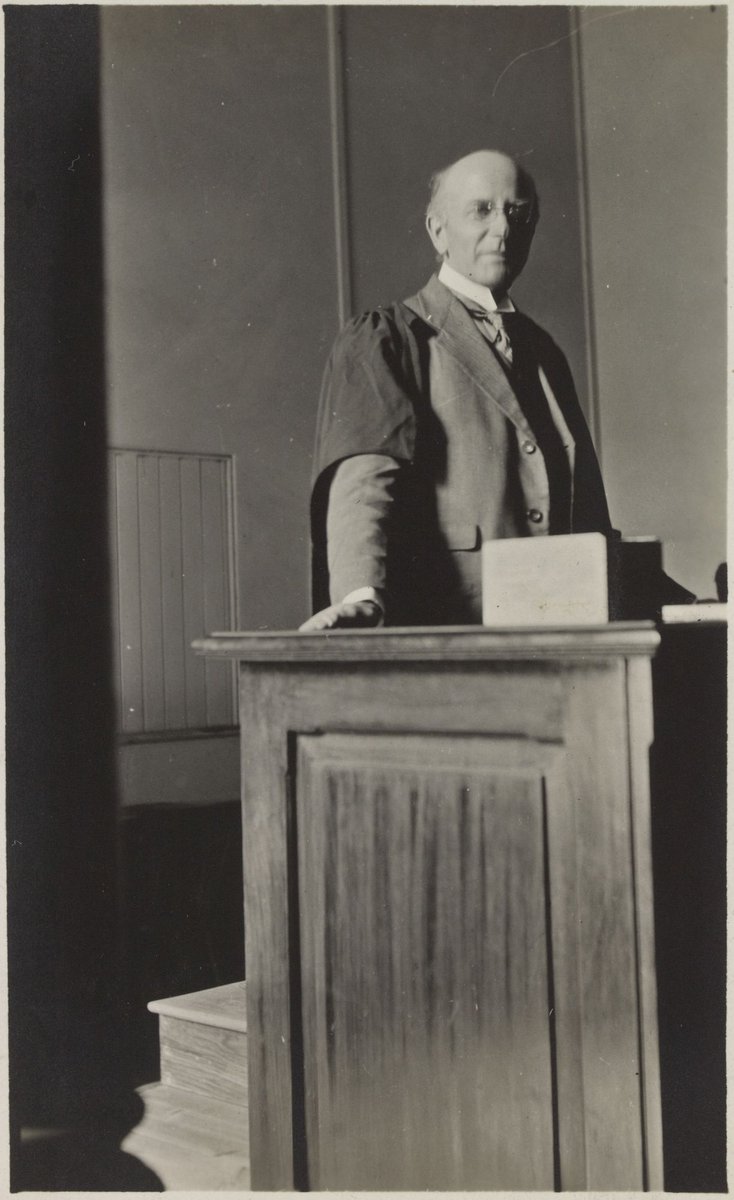 Melbourne University portraits of professorial staff, Parkville (1914?)