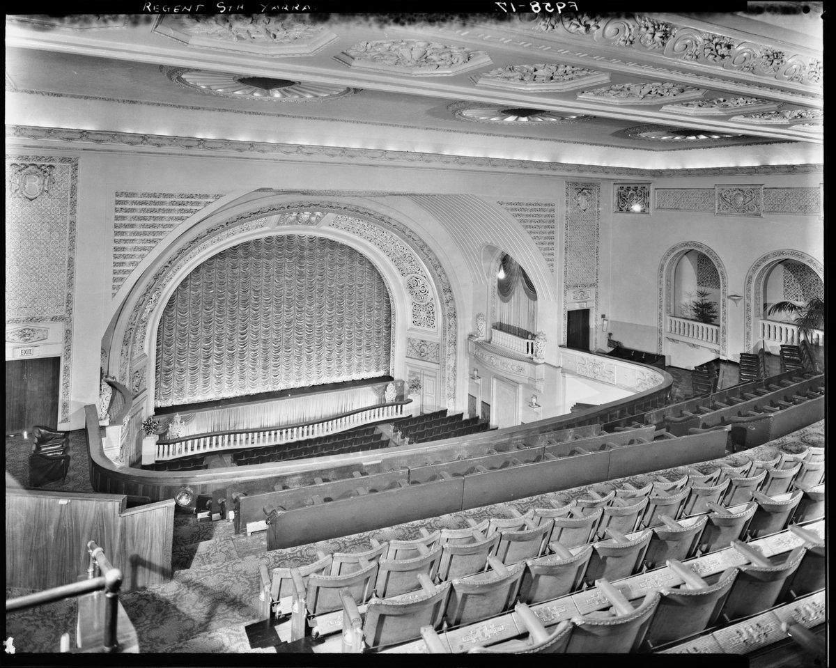 Hoyts Regent Theatre, 210 Toorak Road, South Yarra (c. 1945)