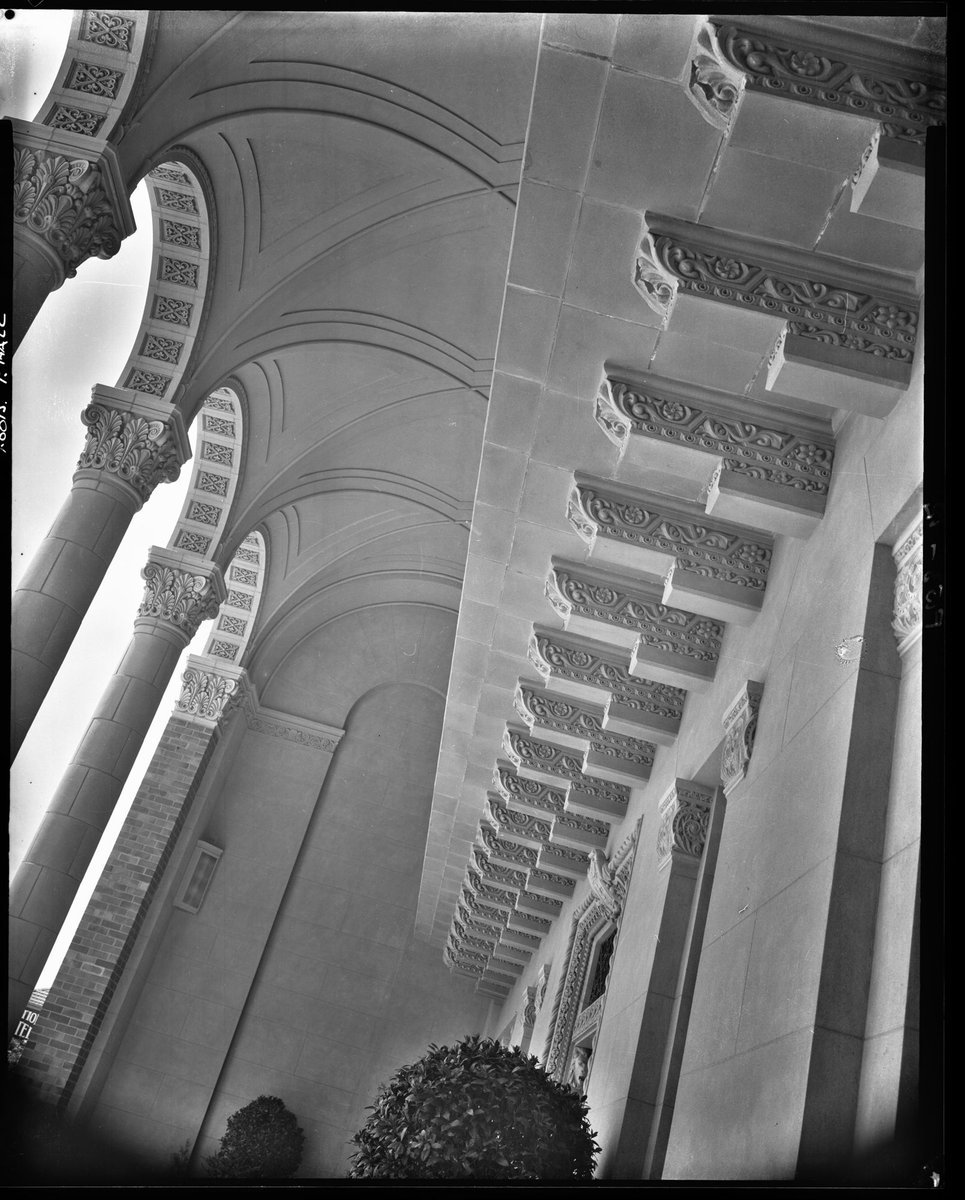 Footscray Town Hall (1930s)