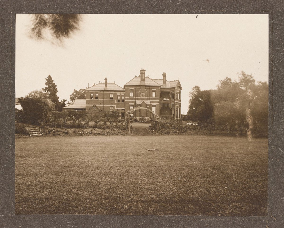 Album of photographs depicting exterior and interior views of Homeden, Lansell Road Toorak (1905–16)