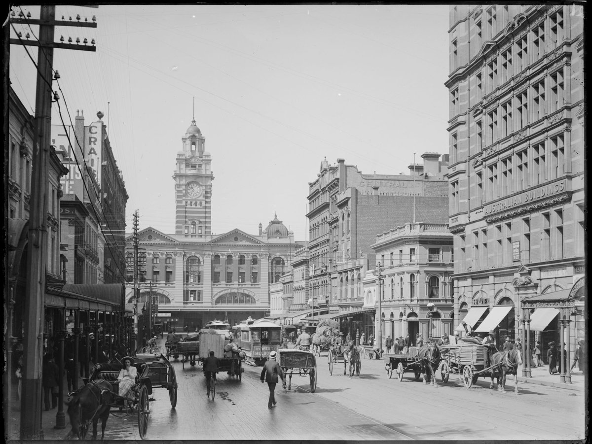 [Street scene, Elizabeth Street, Melbourne, Vic.], Melbourne City (1900–14)