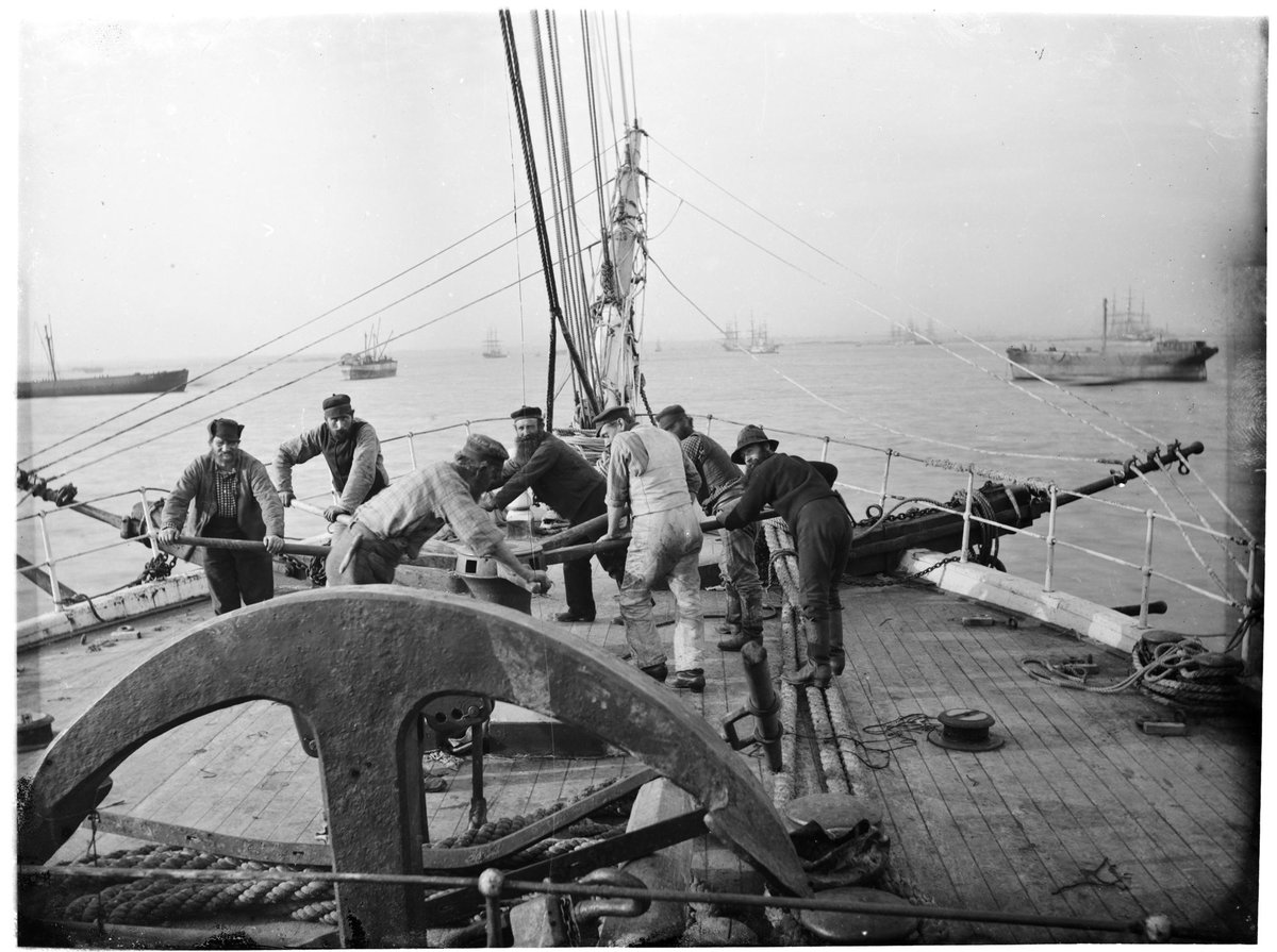 Hauling up the anchor on the Collingwood (1880–87)