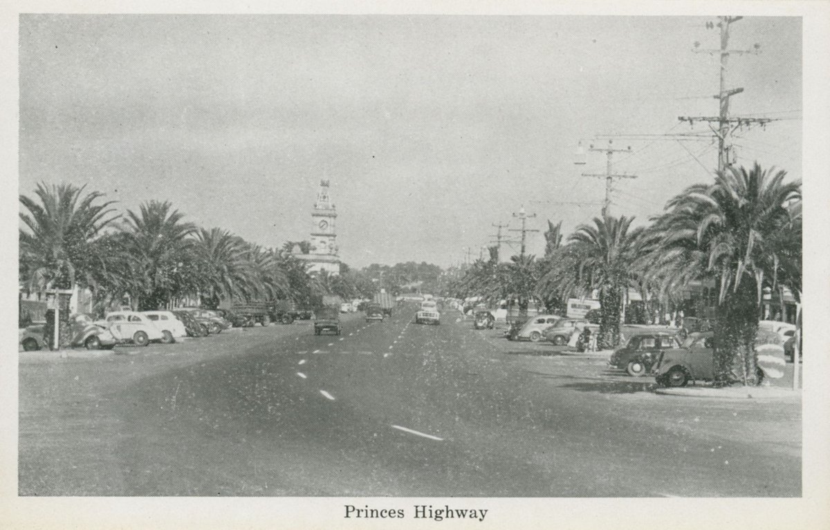 "Dandenong, Vic. photographic booklet" (1950s)