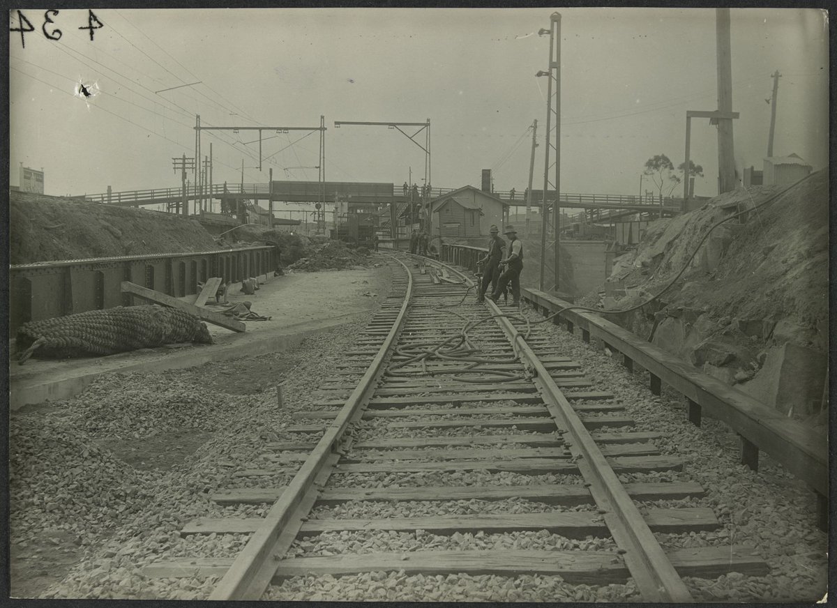 South Kensington to West Footscray, Footscray Station (1927)