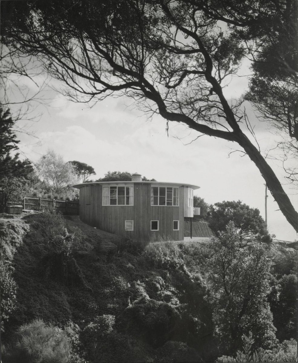 Henty house, Frankston, [Vic.] (1953)