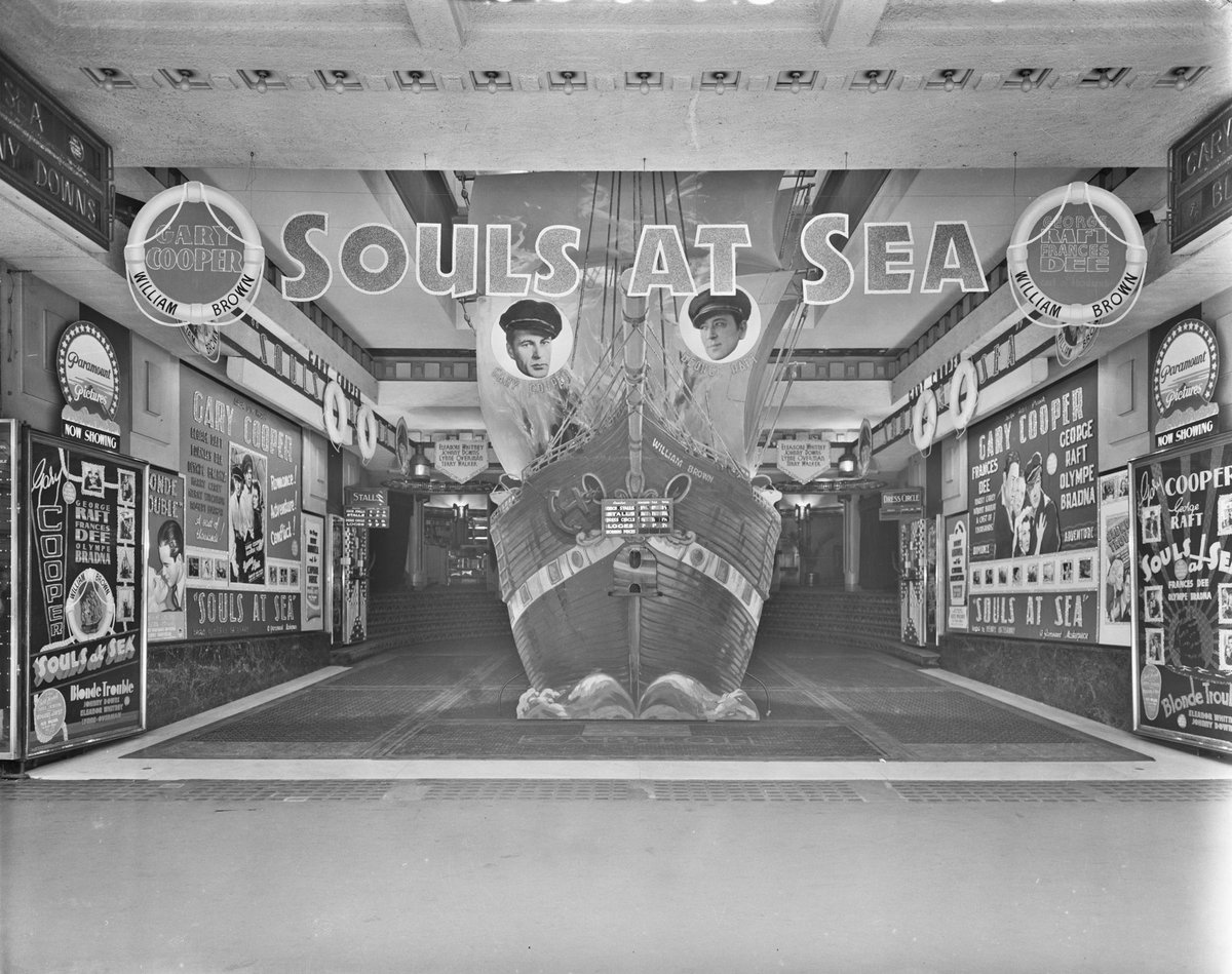 Paramount's Capitol Theatre, Swanston Street, Melbourne, Melbourne City (1937–39)