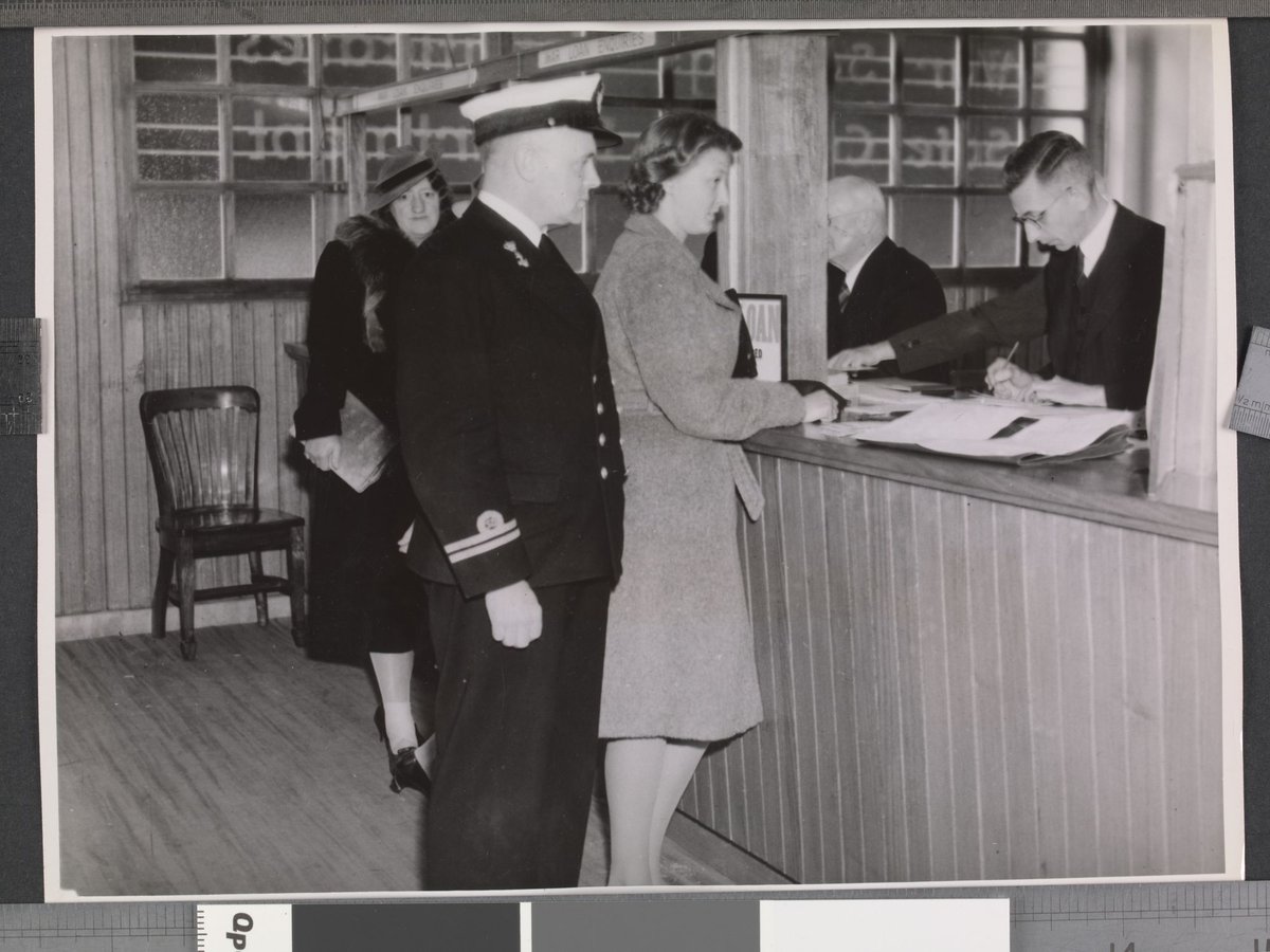 Lieutenant J. ten Brink, of the Royal Netherland Navy, who together with Mr. J. Overdiep collected 2,639 [pounds] ... Liberty Loan ... Commonwealth Bank Head Office in Melbourne (c. 1943)