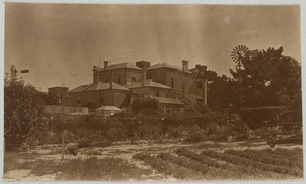 The Point, Beaumaris (1921)