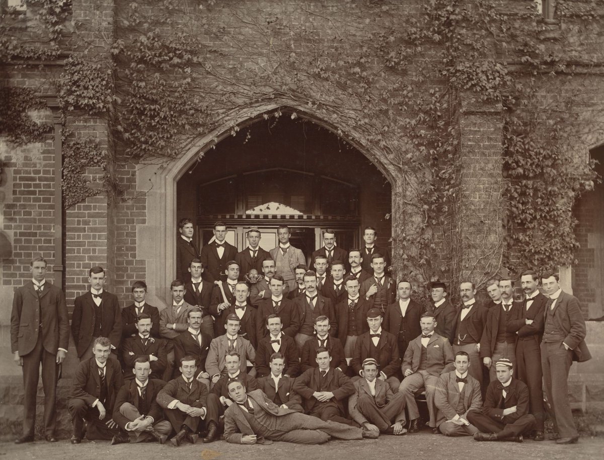 Young men outside Trinity College, University of Melbourne, Parkville (1900–20)
