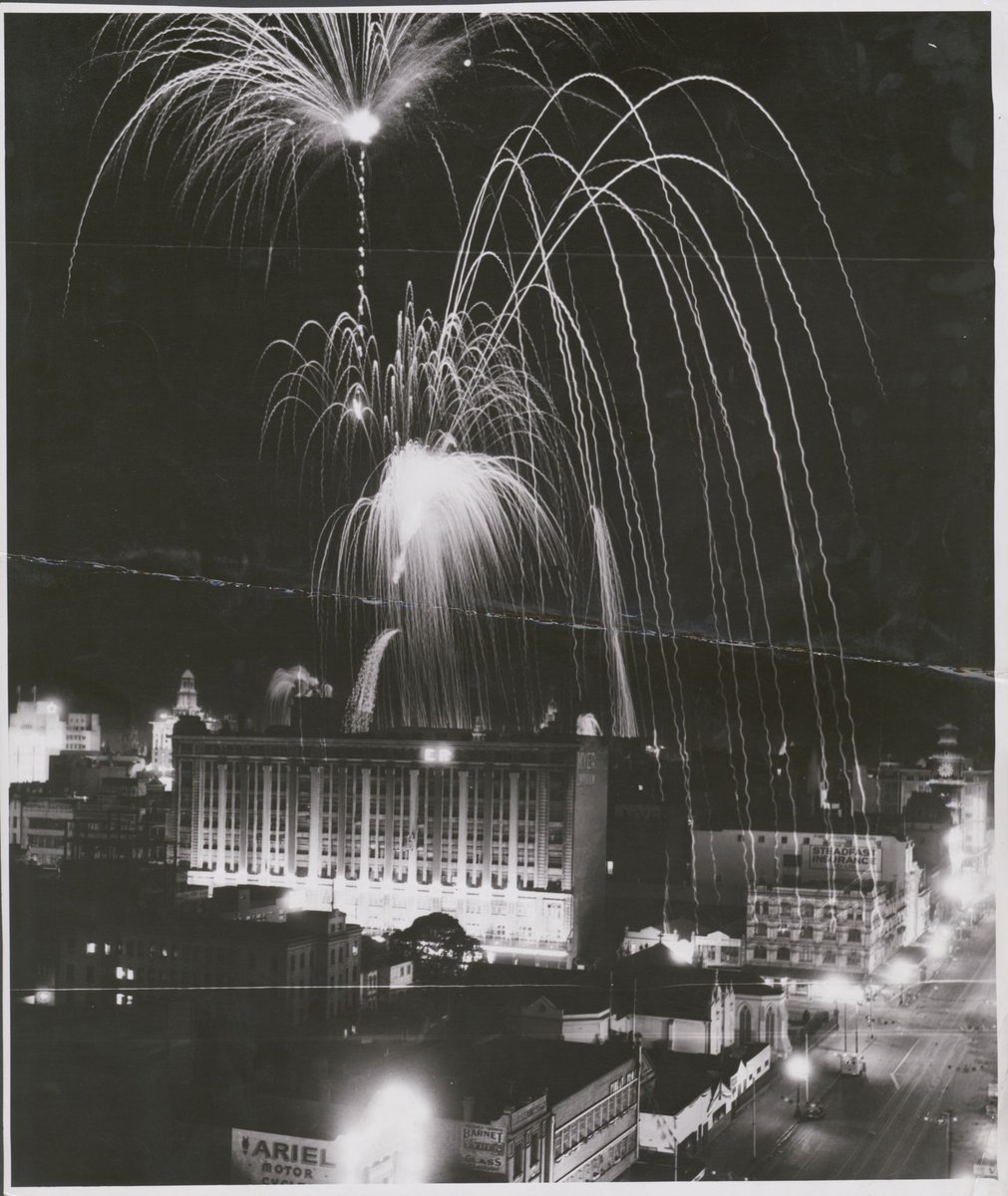 Nightime view of fireworks over Melbourne (1954)