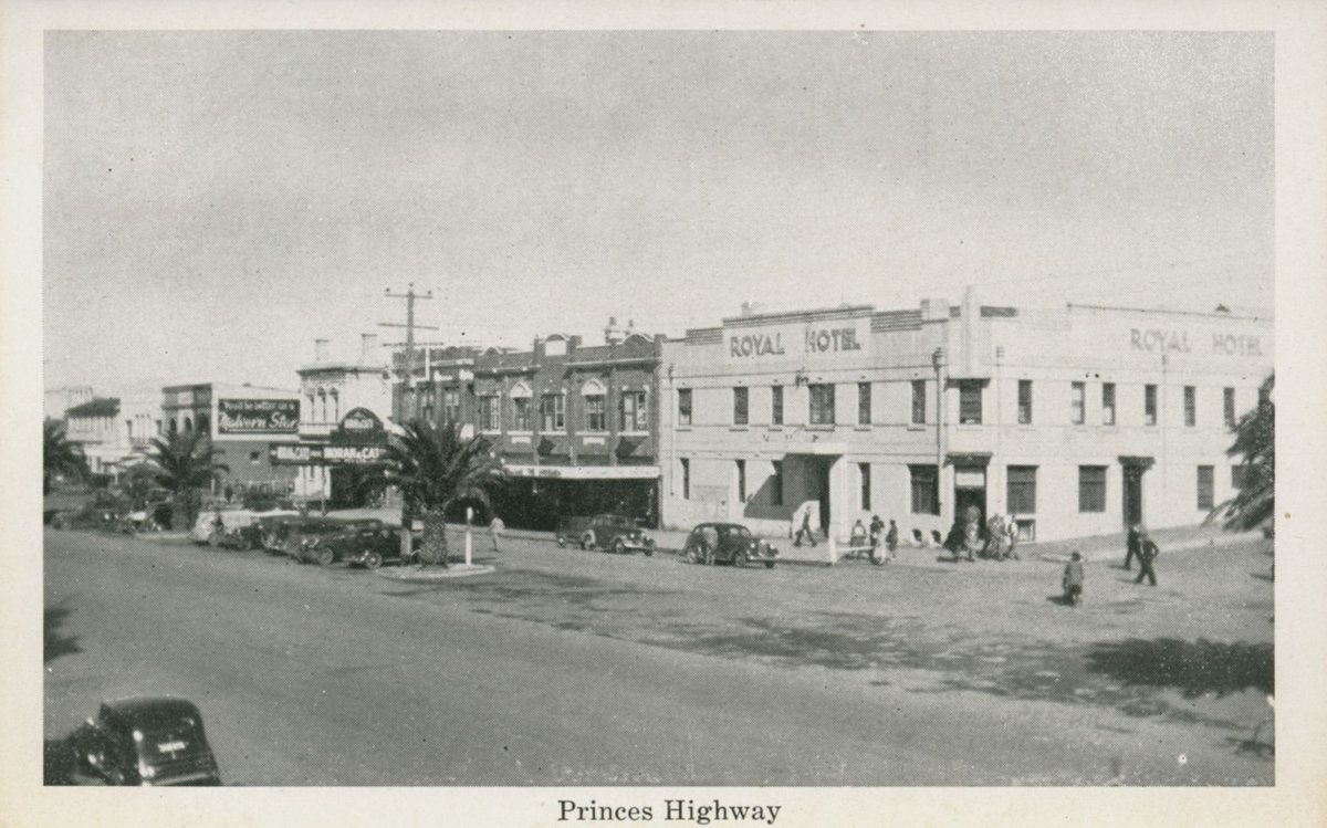 "Dandenong, Vic. photographic booklet" (1950s)