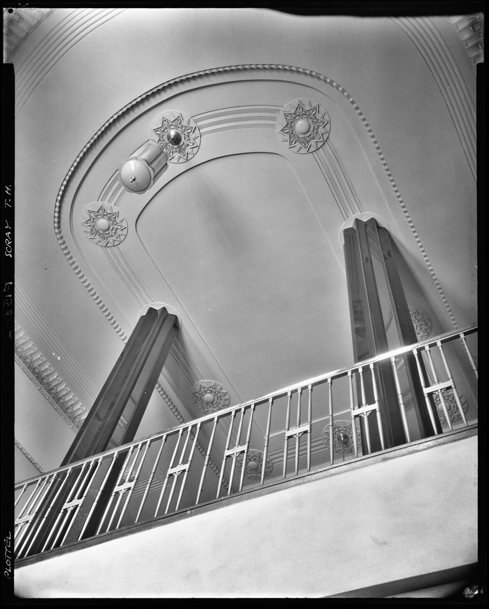 Footscray Town Hall (1930s)