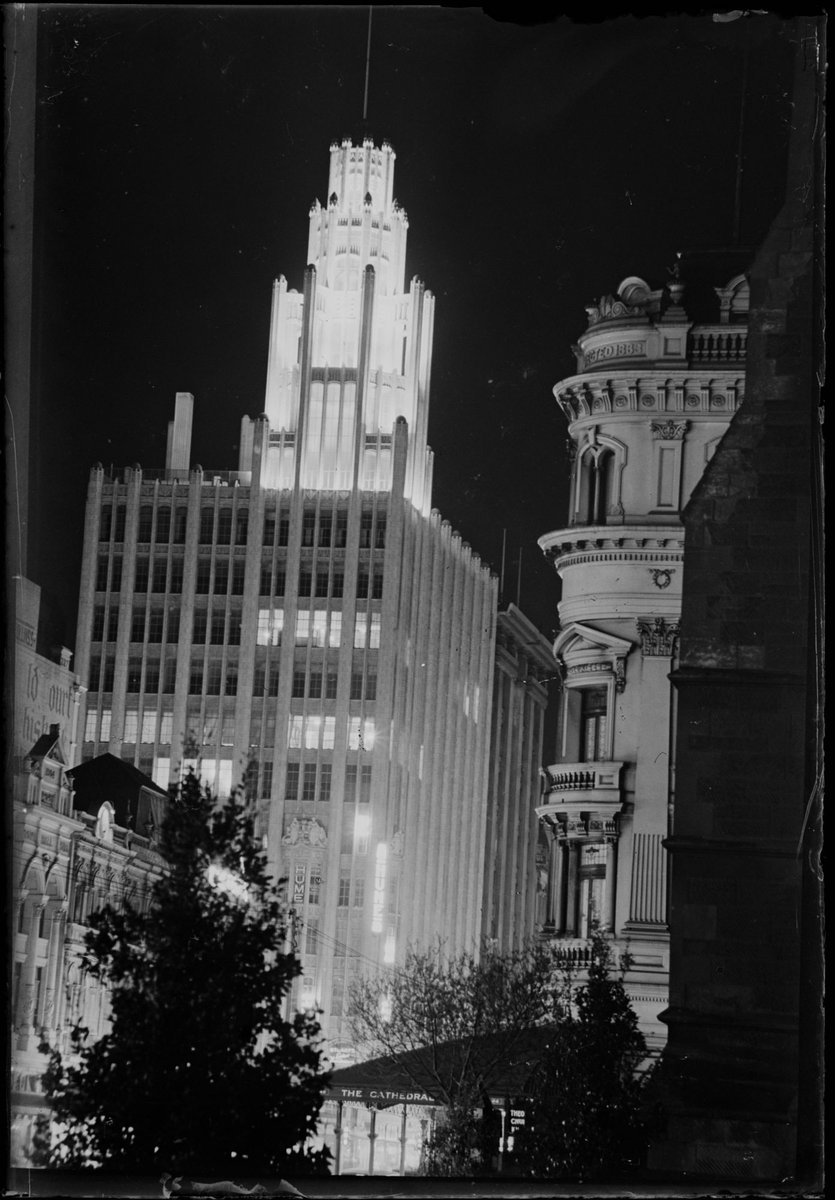 Manchester Unity Building from corner of Flinders Lane, showing corner of the Cathedral Hotel, Melbourne, Melbourne City (c. 1948)
