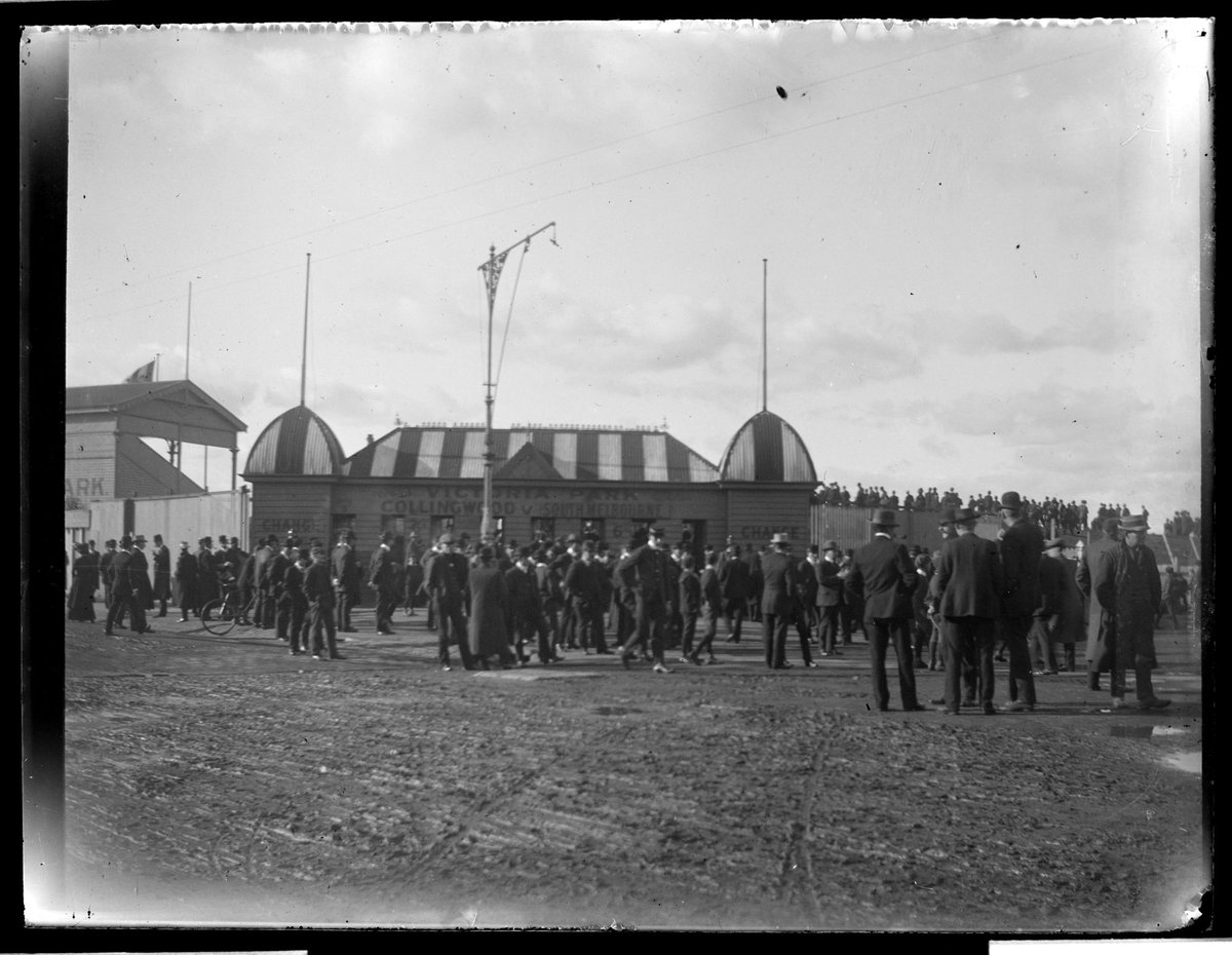 Crowds entering the Collingwood football ground at Victoria Park, Collingwood, for a match against South Melbourne (1890–1910)