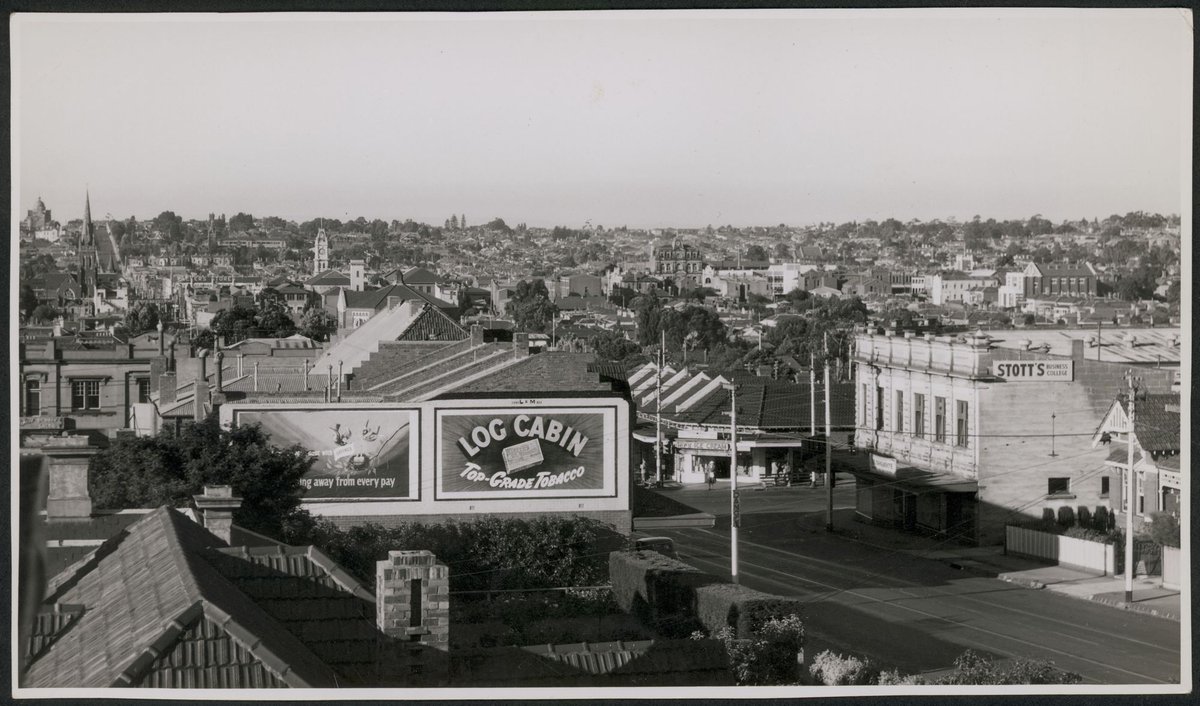 Elevated view of Hawthorn, looking north along Glenferrie Road (c. 1945)