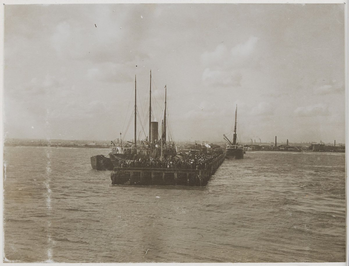 Port Melbourne (c. 1910)