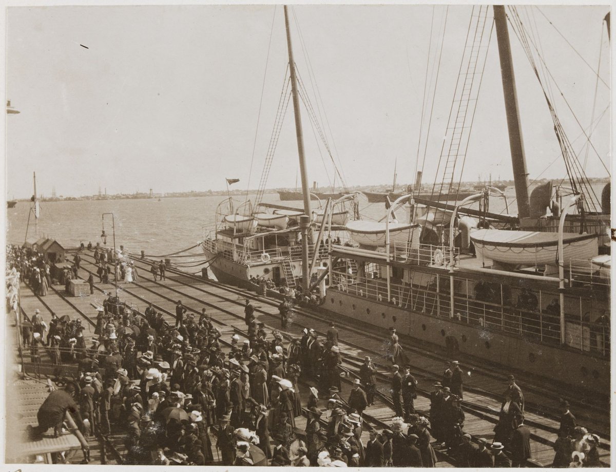 Railway Pier, Port Melbourne (c. 1910)