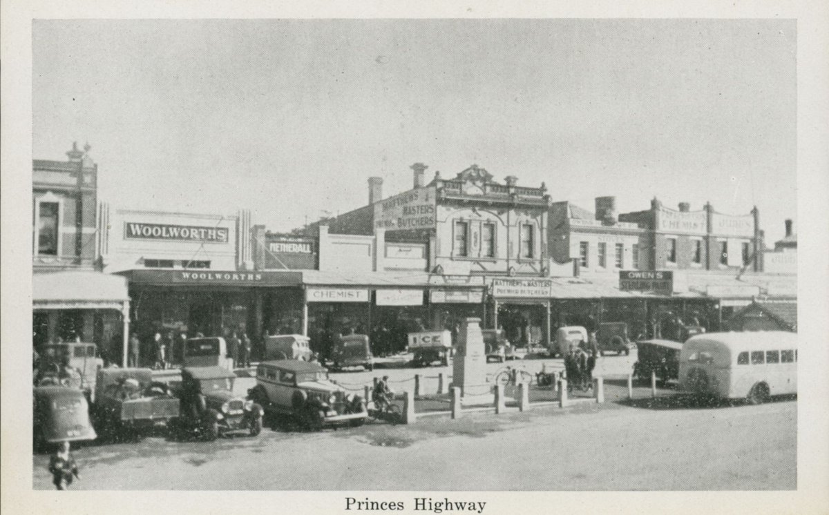 "Dandenong, Vic. photographic booklet" (1950s)