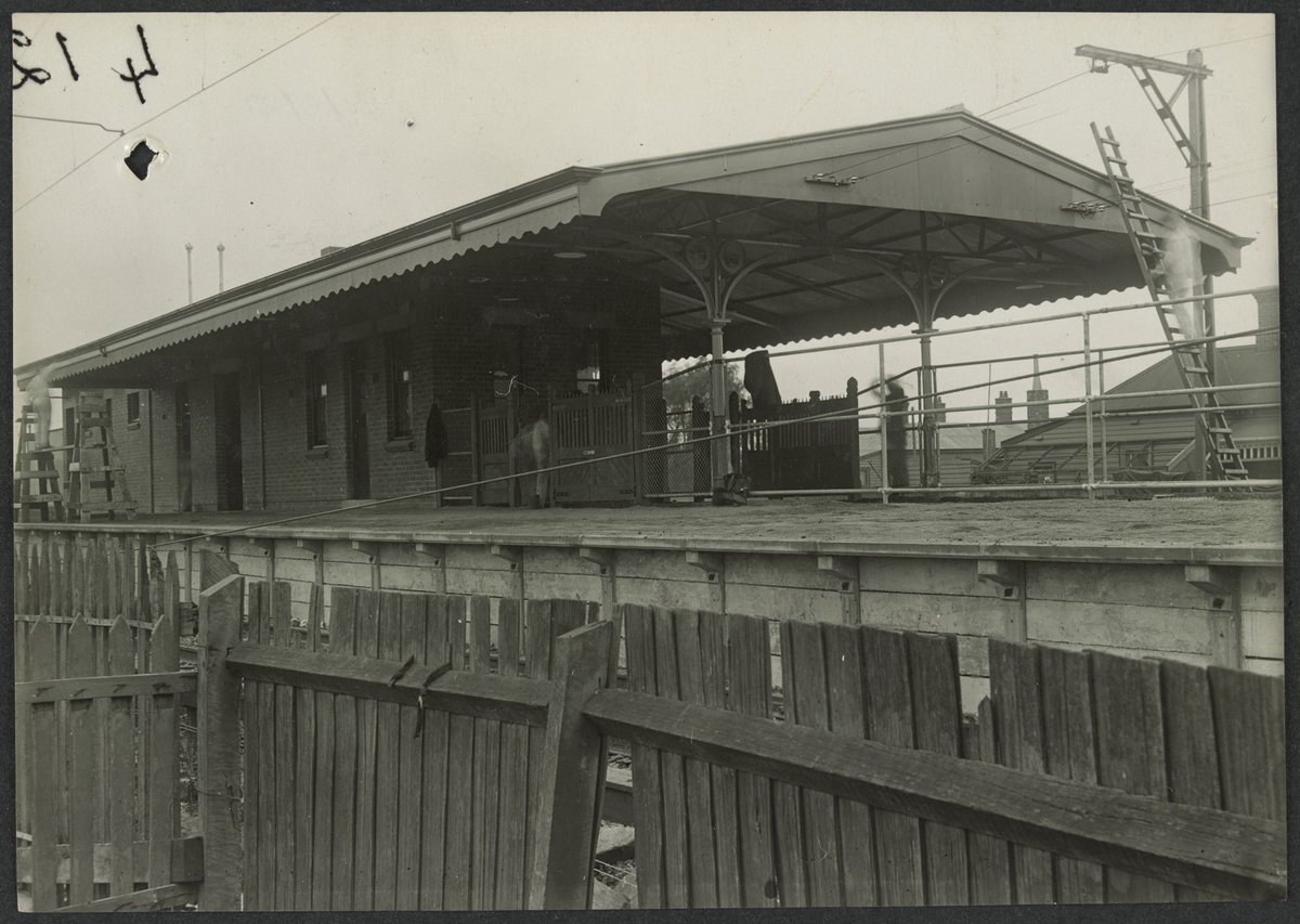 New Station buildings at Middle Footscray, 29/6/27 (1927)