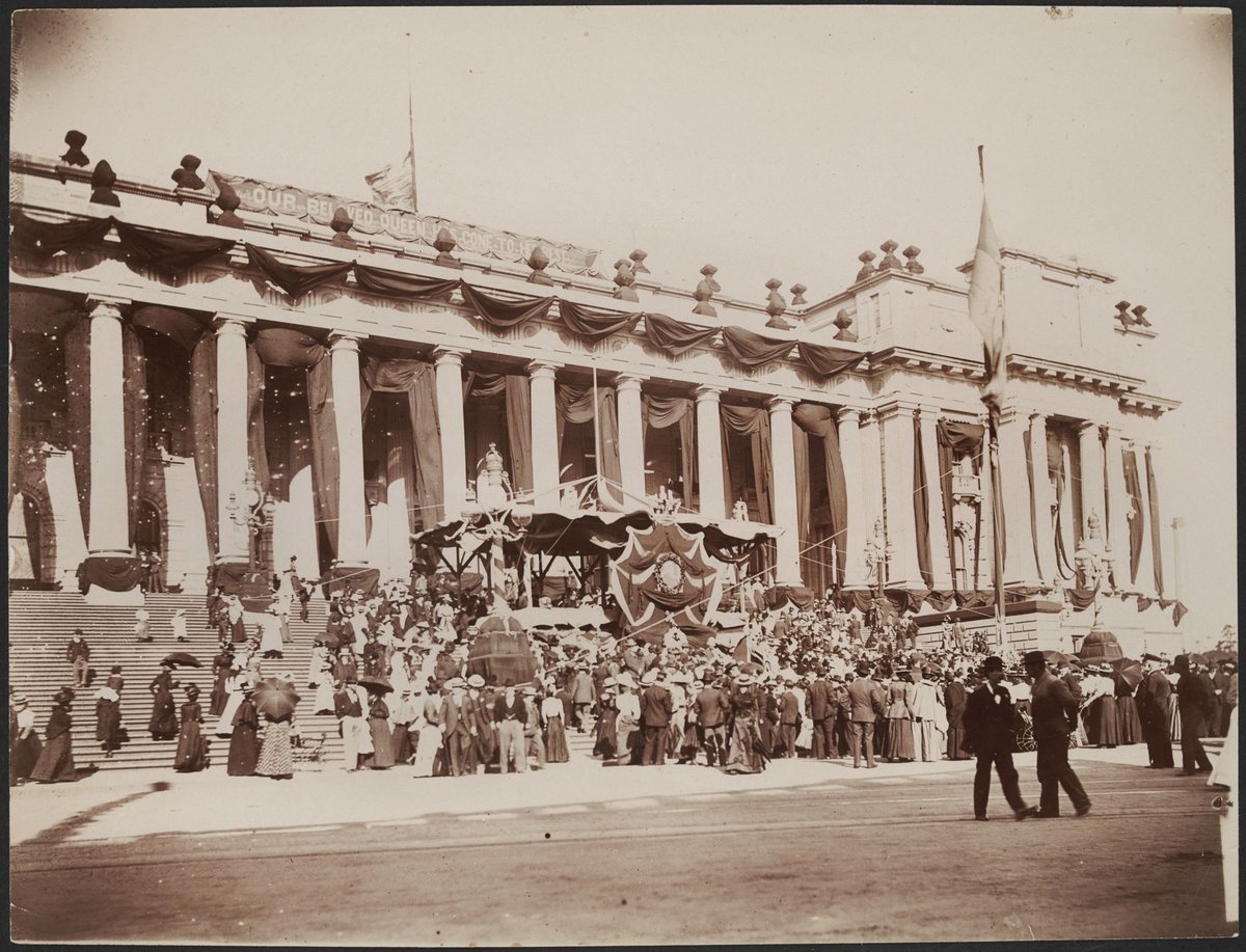 Mourning for Queen Victoria, Parliament House, Melbourne, East Melbourne (1901)