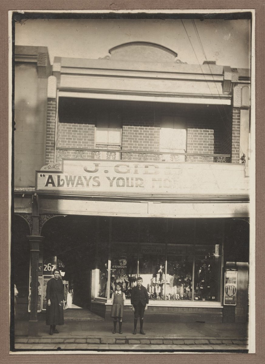 John Conway Gibson's shop, 262 Brunswick Street, Fitzroy (1930s)