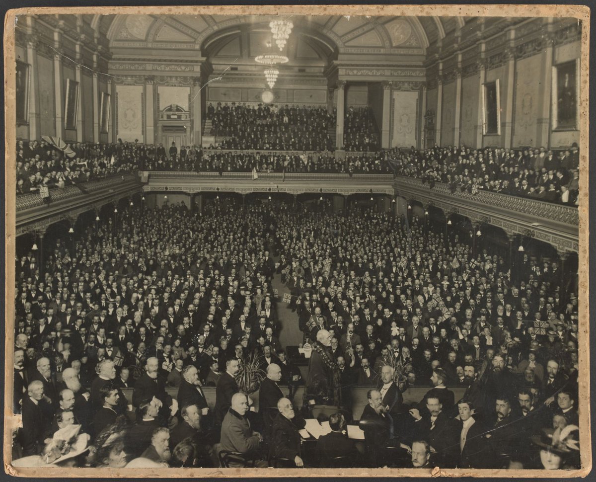 [Melbourne Town Hall meeting], Melbourne City (1900–02)