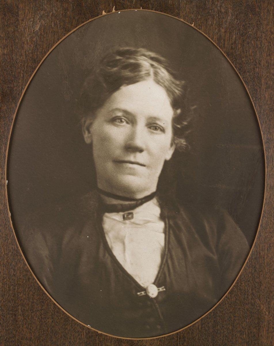 [Portrait of an unidentified woman, St. Philip's, Collingwood] (c. 1900)