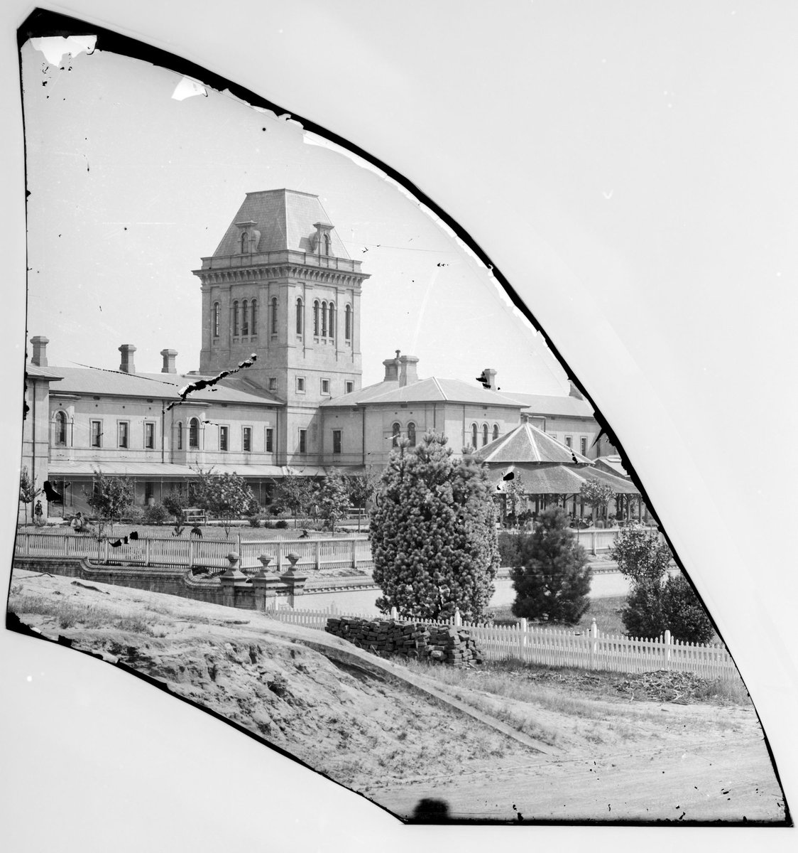 Willsmere, the former asylum at Kew, viewed from behind picket fence (1870–90)
