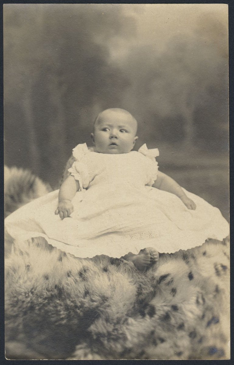 Iris Kerr, Glen Iris, June 1909