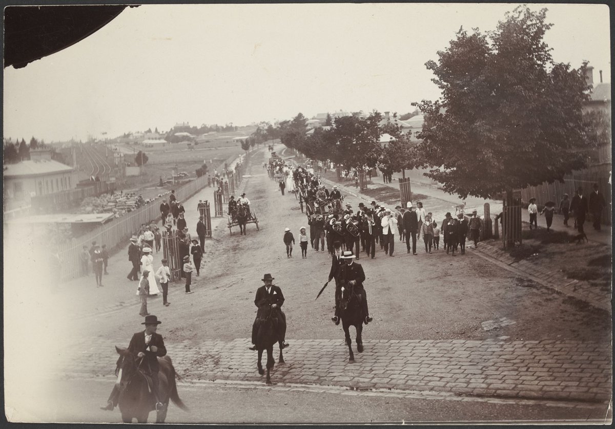 Corner of Windsor Cr. & Union Rd., Surry Hills (1908)