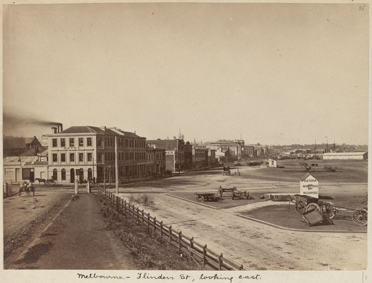 Flinders Street looking east, Melbourne City (1870–80)