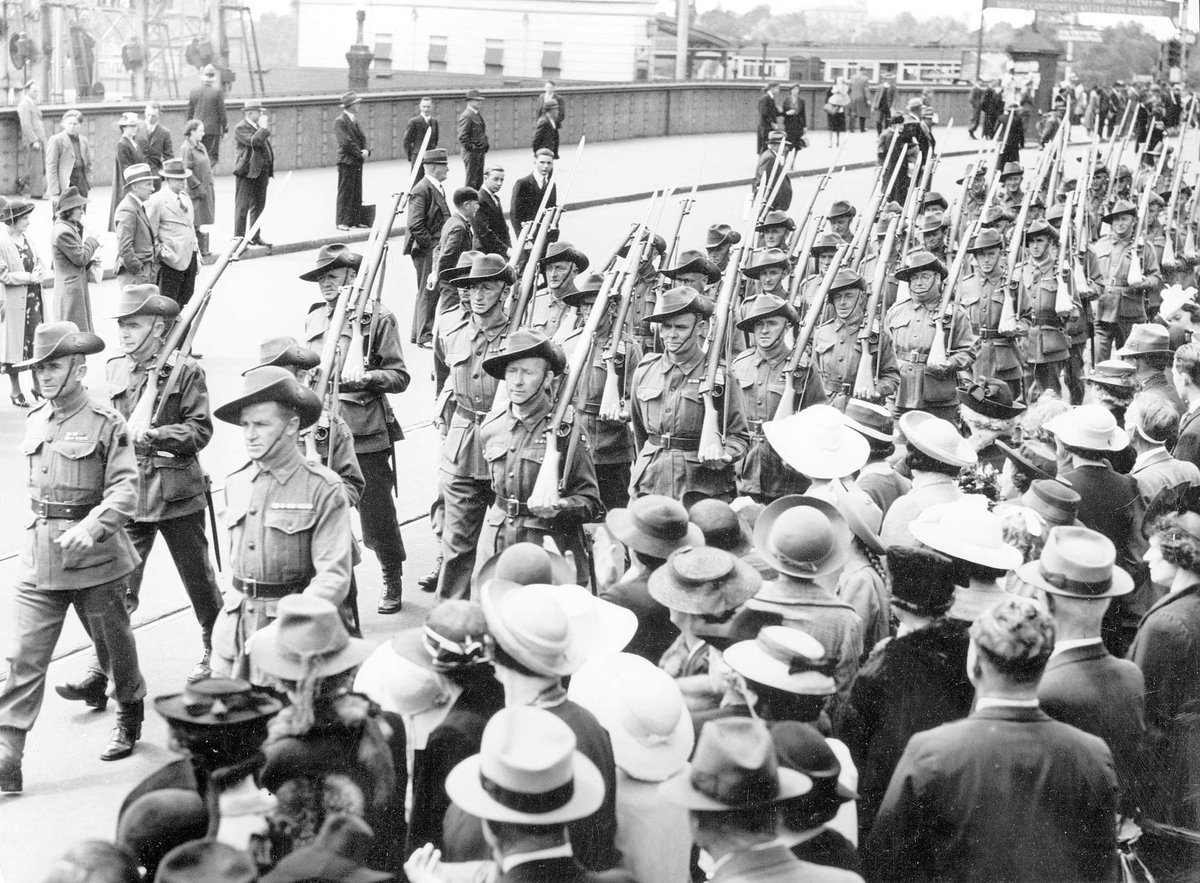 The boys received many hand claps from the crowd on the side lines as they entered Swanston St, Melbourne City (1940–45)