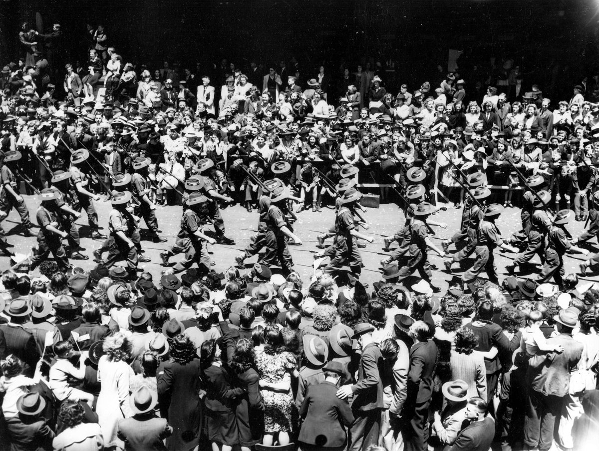17th Brigade marching through Melbourne (c. 1943)