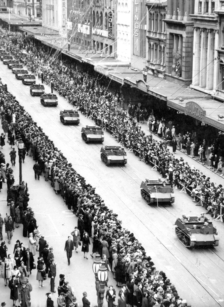 Machine gun carriers in parades on Melbourne Streets, Melbourne City (1940–45)