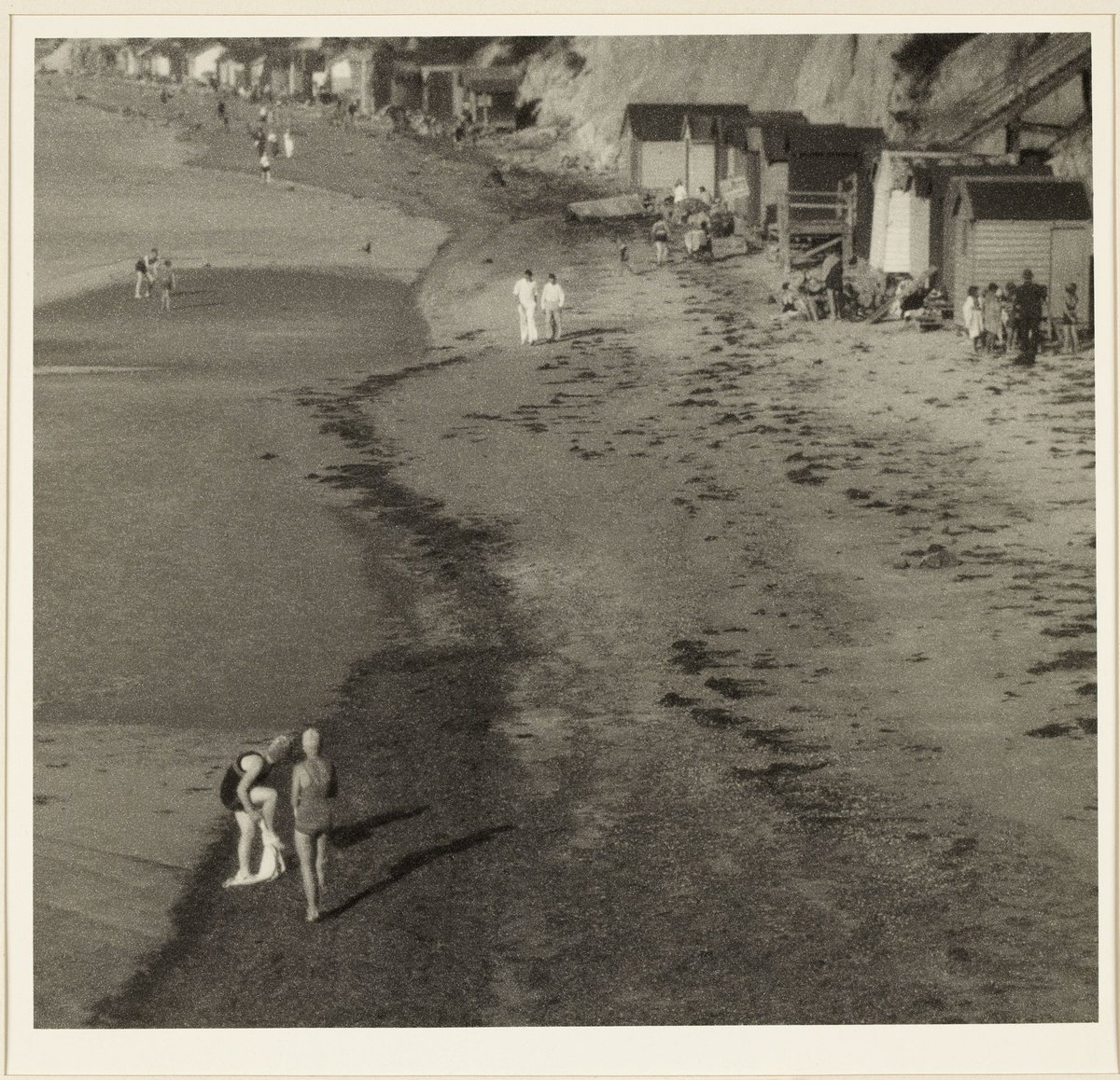 Bathers on Black Rock beach (1931–40)