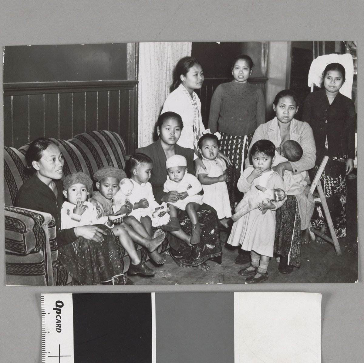 Javanese and Fijian women and children refugees in Melbourne, Port Melbourne (c. 1942)