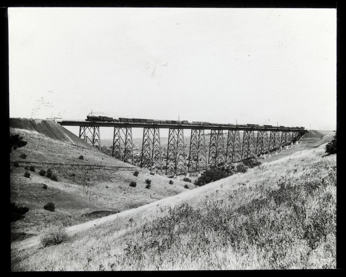 Maribyrnong viaduct (1930–50)