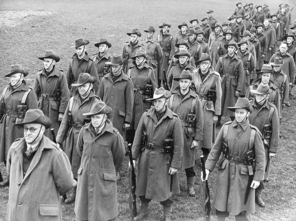 V.D.C. men in Bentleigh line up in columns (c. 1942)