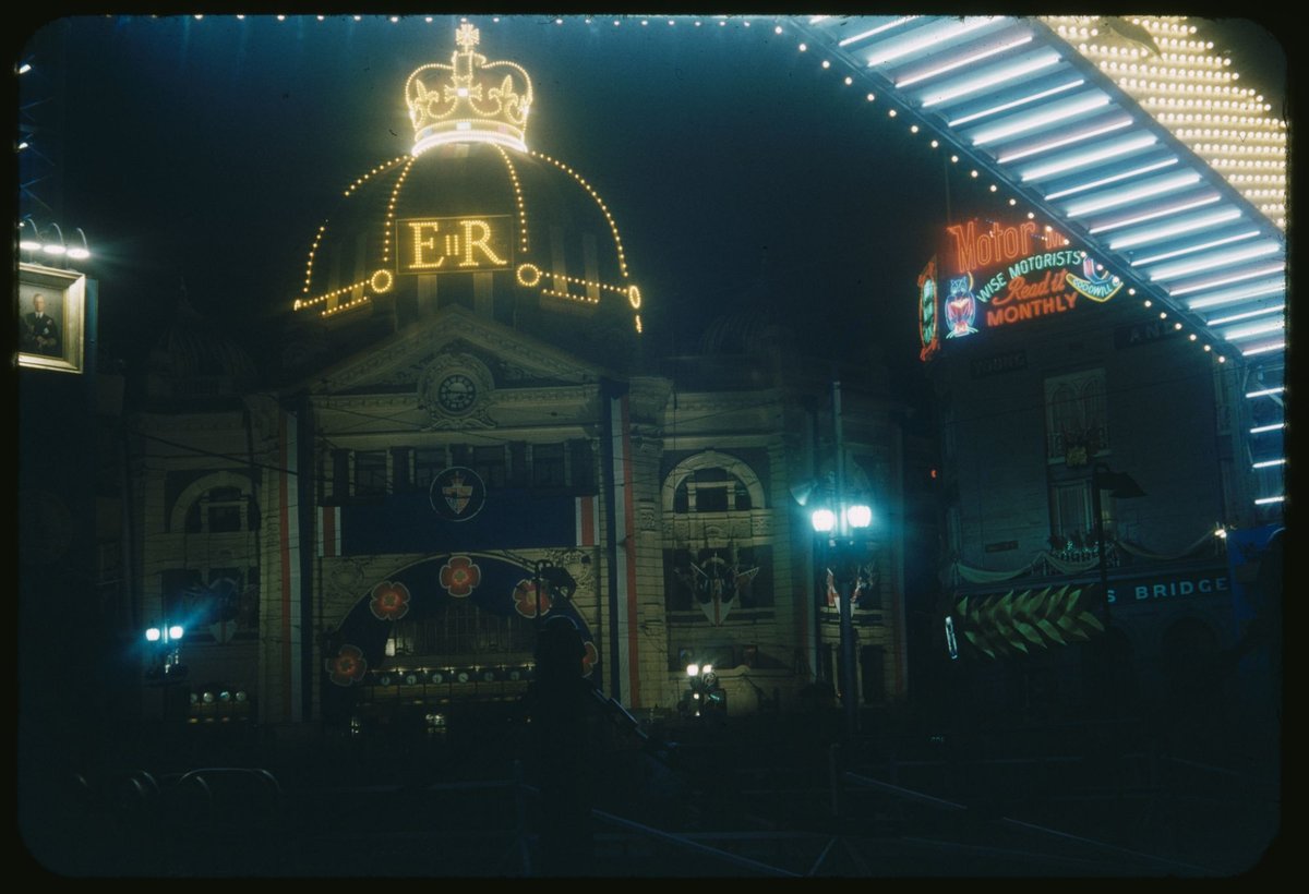 Along Swanston St. to Flinders St. Stn, Melbourne City (1954)