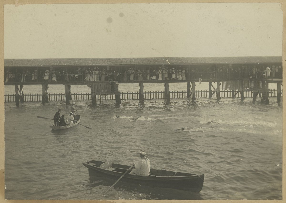 Swimming carnival at St. Kilda, St Kilda (c. 1914)
