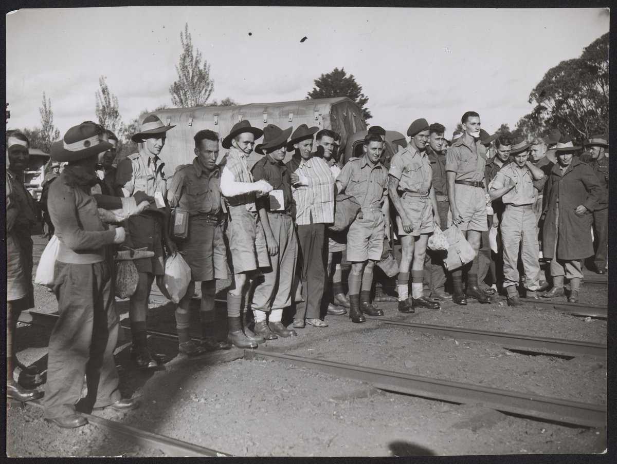 Some of the walking wounded from Lae and Salamaua, who arrived by hospital train, [Heidelberg, Vic.] (1943)
